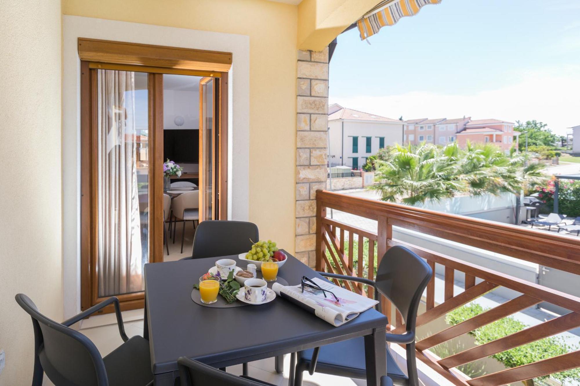 Apartments Bellissima Funtana Ngoại thất bức ảnh