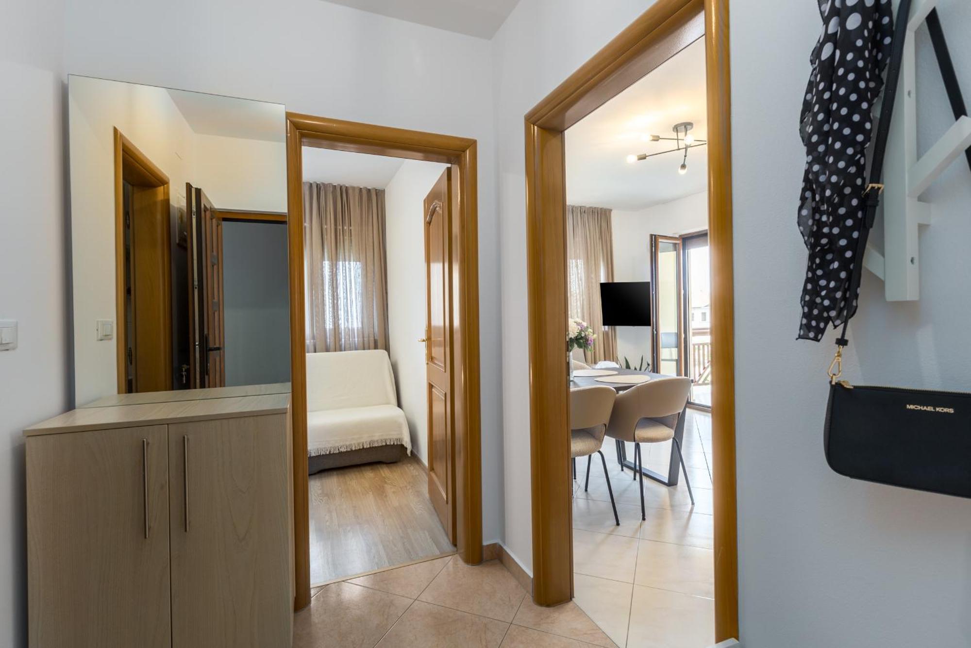 Apartments Bellissima Funtana Ngoại thất bức ảnh